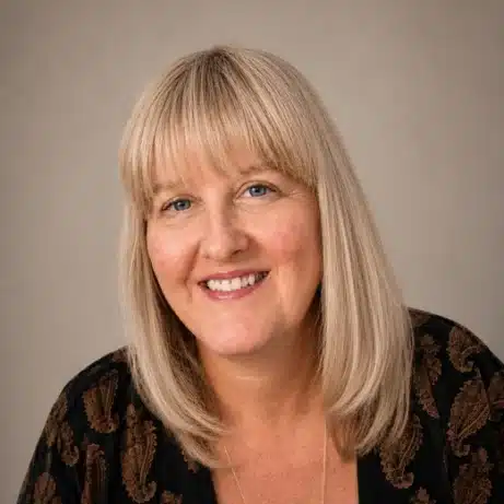 Karen Pearce, Montessori trainer